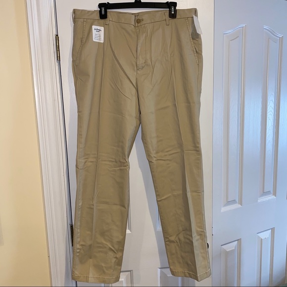 Izod Other - IZOD Saltwater Stretch Chino Straight Fit - 38x32